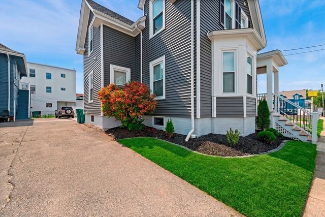 8 Chestnut St, Lynn, MA 01902