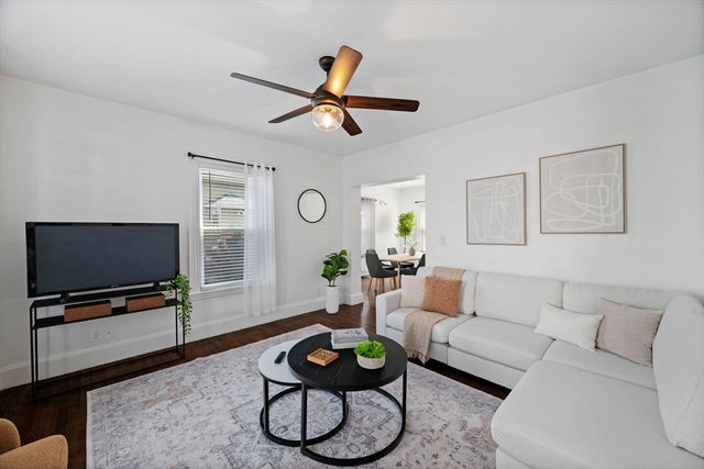 8 Chestnut St, Lynn, MA 01902