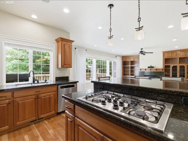 5810 Se Pikes Pass St, Salem, OR 97306