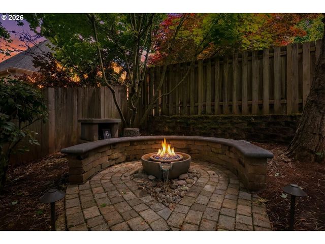 5810 Se Pikes Pass St, Salem, OR 97306