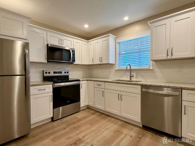 8 Benjamin Franklin Drive F, Monroe, NJ 08831