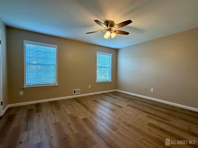 8 Benjamin Franklin Drive F, Monroe, NJ 08831