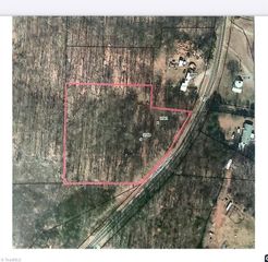 3759 Fuller Mill N Road, Thomasville, NC 27360