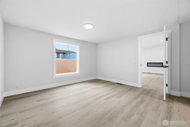 3234 Whitney Dr, Oak Harbor, WA 98277