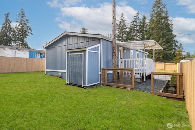 3234 Whitney Dr, Oak Harbor, WA 98277