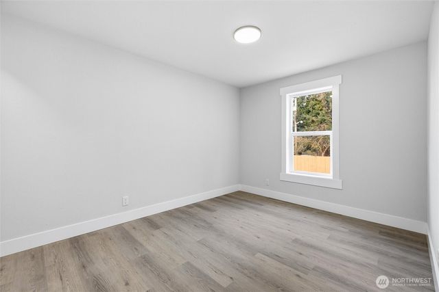 3234 Whitney Dr, Oak Harbor, WA 98277