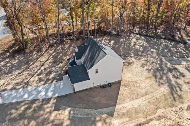 6049 Frye Bridge Road, Clemmons, NC 27012