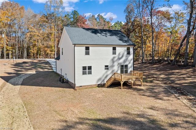 6049 Frye Bridge Road, Clemmons, NC 27012