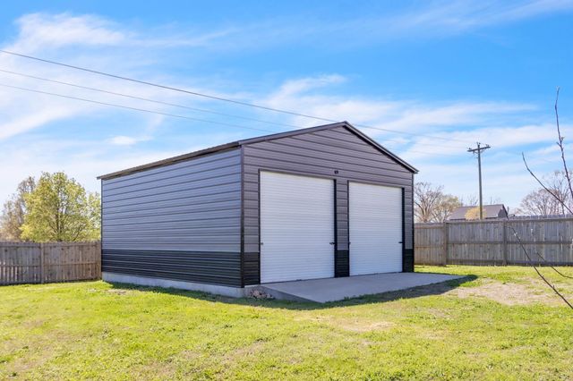 7058 Luna Mae Court, Boiling Springs, SC 29316