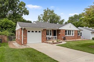 2211 Cherry Lane, St Charles, MO 63301