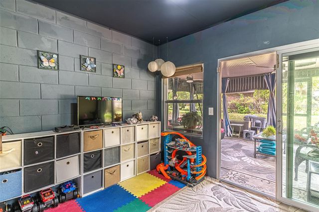 114 LAKE MATTIE ROAD, Auburndale, FL 33823