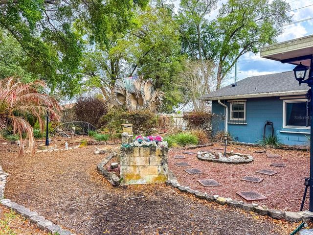 114 LAKE MATTIE ROAD, Auburndale, FL 33823