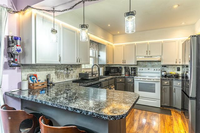 114 LAKE MATTIE ROAD, Auburndale, FL 33823