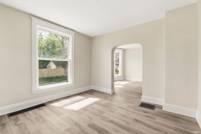 3632 S Harrison Street, Fort Wayne, IN 46807