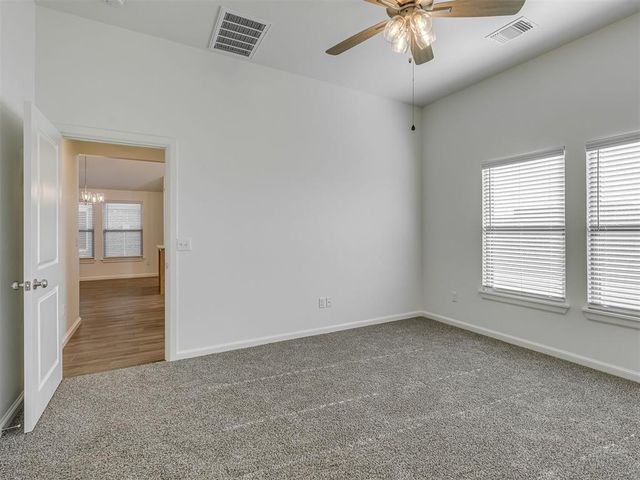 13604 Grass Plain Avenue, Yukon, OK 73099