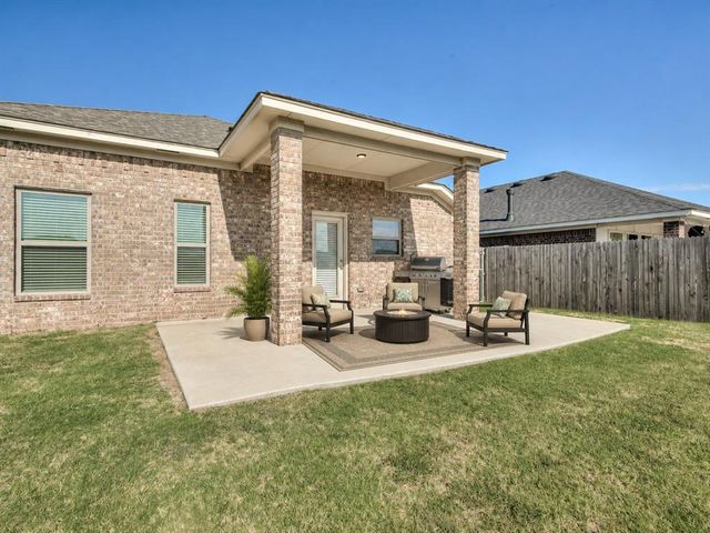 13604 Grass Plain Avenue, Yukon, OK 73099