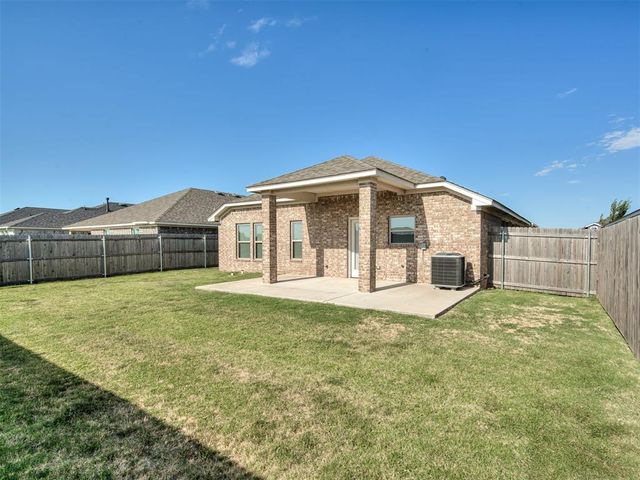 13604 Grass Plain Avenue, Yukon, OK 73099