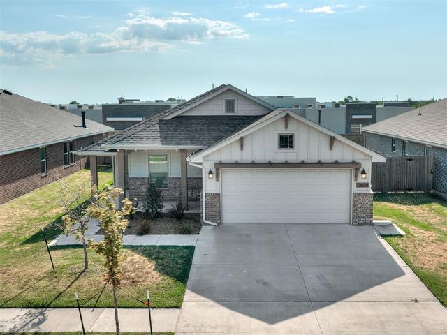 13604 Grass Plain Avenue, Yukon, OK 73099