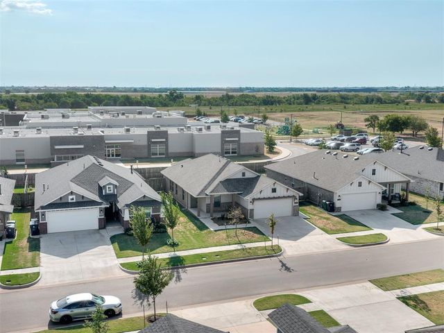 13604 Grass Plain Avenue, Yukon, OK 73099