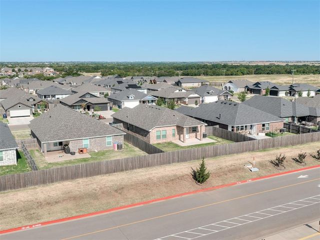 13604 Grass Plain Avenue, Yukon, OK 73099