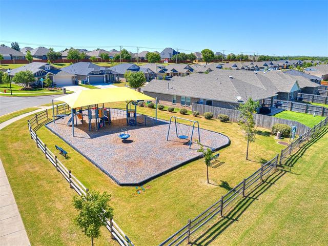 13604 Grass Plain Avenue, Yukon, OK 73099