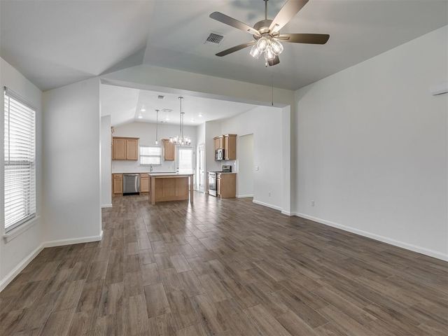 13604 Grass Plain Avenue, Yukon, OK 73099