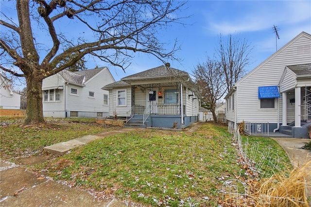 305 E Siebenthaler Avenue, Dayton, OH 45405