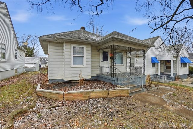 305 E Siebenthaler Avenue, Dayton, OH 45405