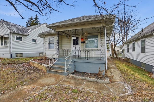 305 E Siebenthaler Avenue, Dayton, OH 45405