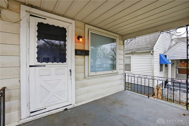305 E Siebenthaler Avenue, Dayton, OH 45405