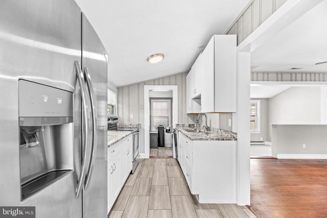 1223 PINE AVE, Shady Side, MD 20764