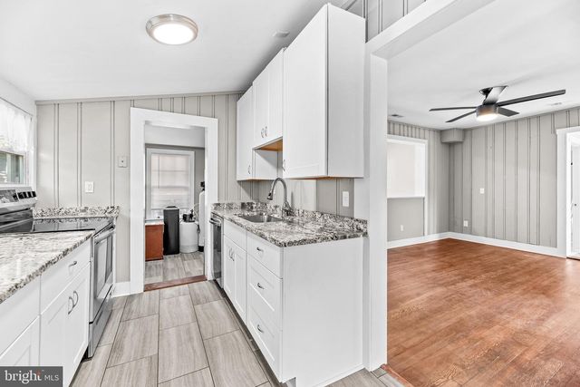 1223 PINE AVE, Shady Side, MD 20764