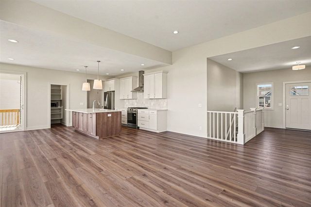 3640 Garner Drive, Zeeland, MI 49464