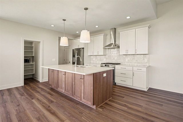 3640 Garner Drive, Zeeland, MI 49464