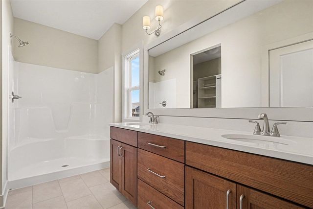 3640 Garner Drive, Zeeland, MI 49464