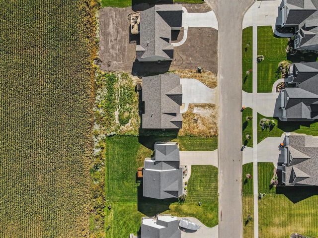 3640 Garner Drive, Zeeland, MI 49464