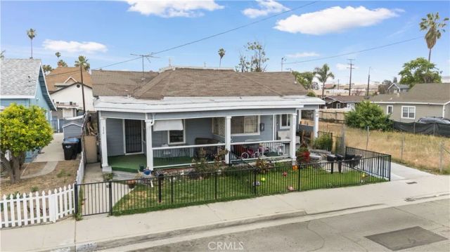 370 N Palomares, Pomona, CA 91767