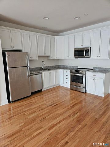 35 Old Quarry Road C4, Ridgefield, CT 06877