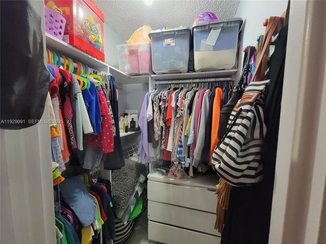 1796 NW 55th Ave 103, Lauderhill, FL 33313