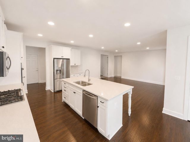185 VERBENA DR, Stafford, VA 22554