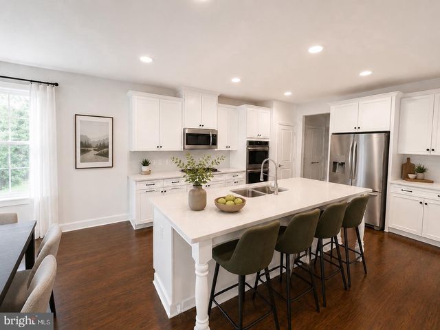 185 VERBENA DR, Stafford, VA 22554