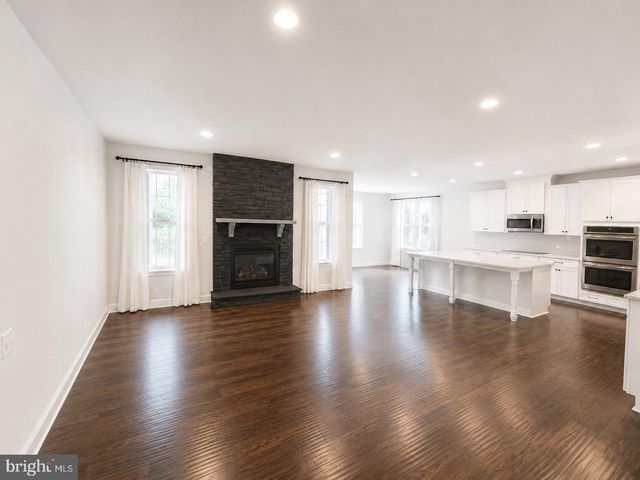 185 VERBENA DR, Stafford, VA 22554