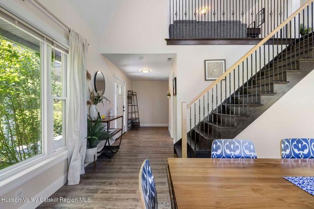 73 Lisa Lane, Athens, NY 12015