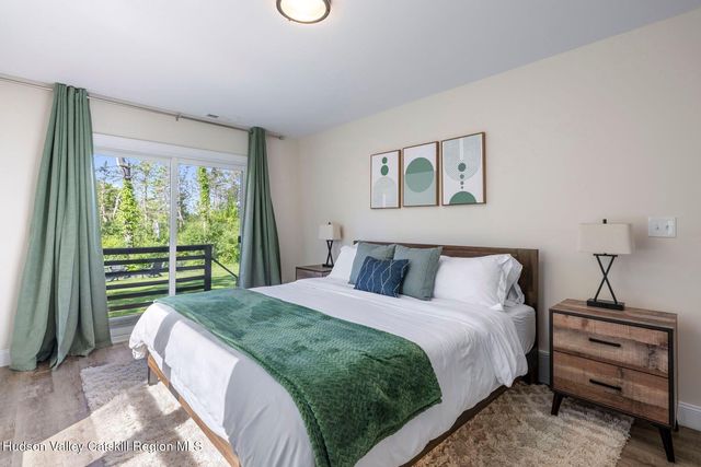 73 Lisa Lane, Athens, NY 12015