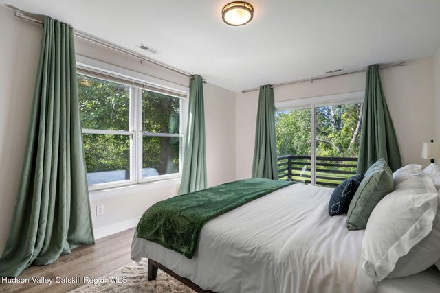 73 Lisa Lane, Athens, NY 12015