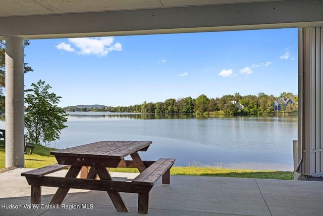 73 Lisa Lane, Athens, NY 12015