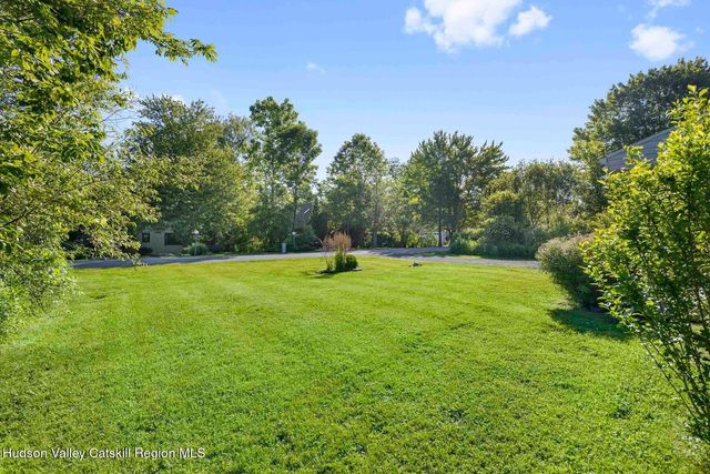 73 Lisa Lane, Athens, NY 12015