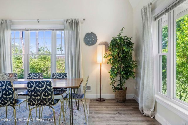 73 Lisa Lane, Athens, NY 12015