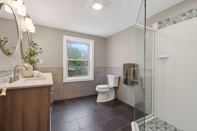 25 Browning Rd, Somerville, MA 02145