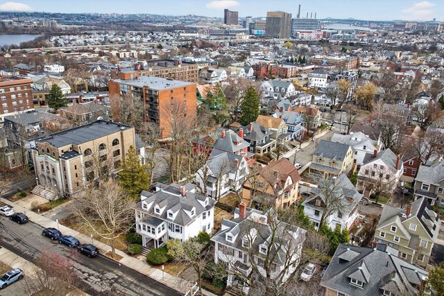 25 Browning Rd, Somerville, MA 02145